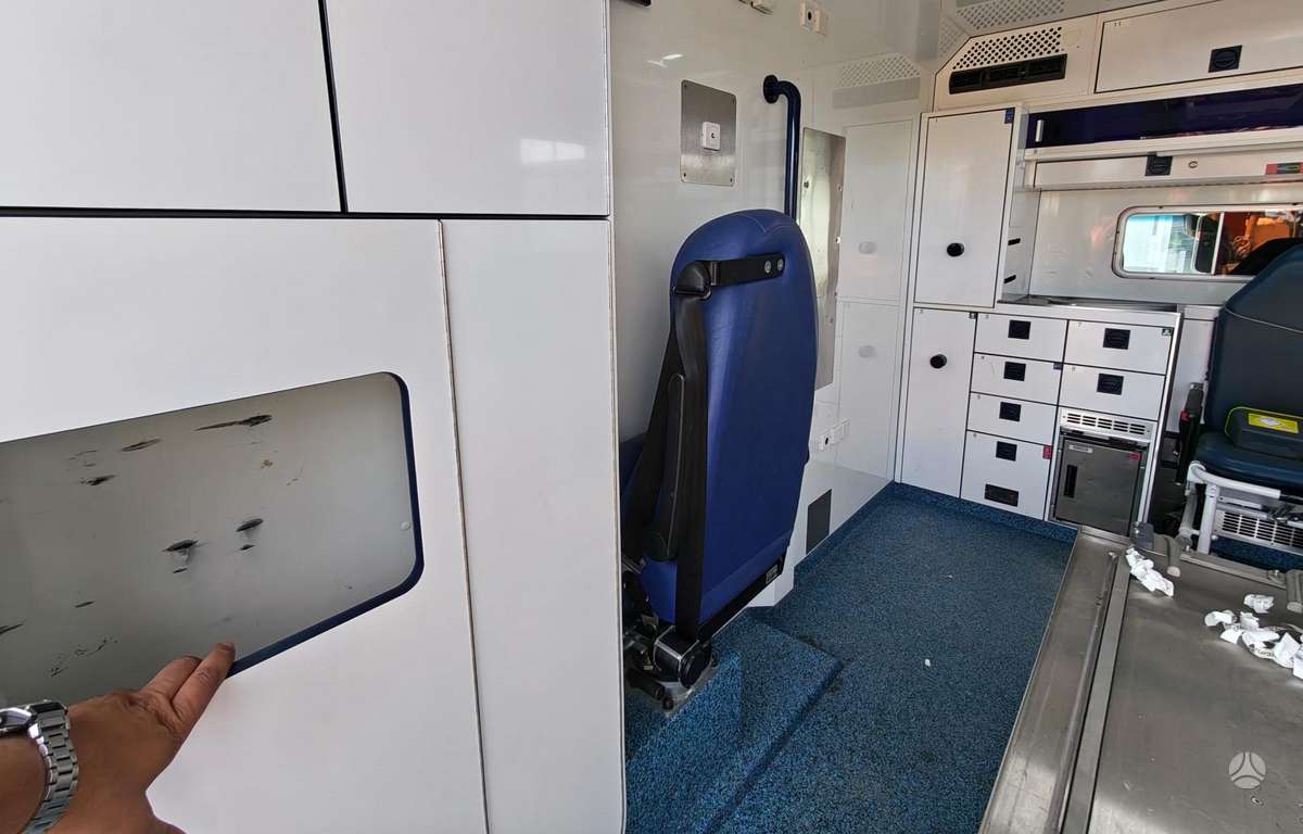 Mercedes-Benz SPRINTER 515, kita
