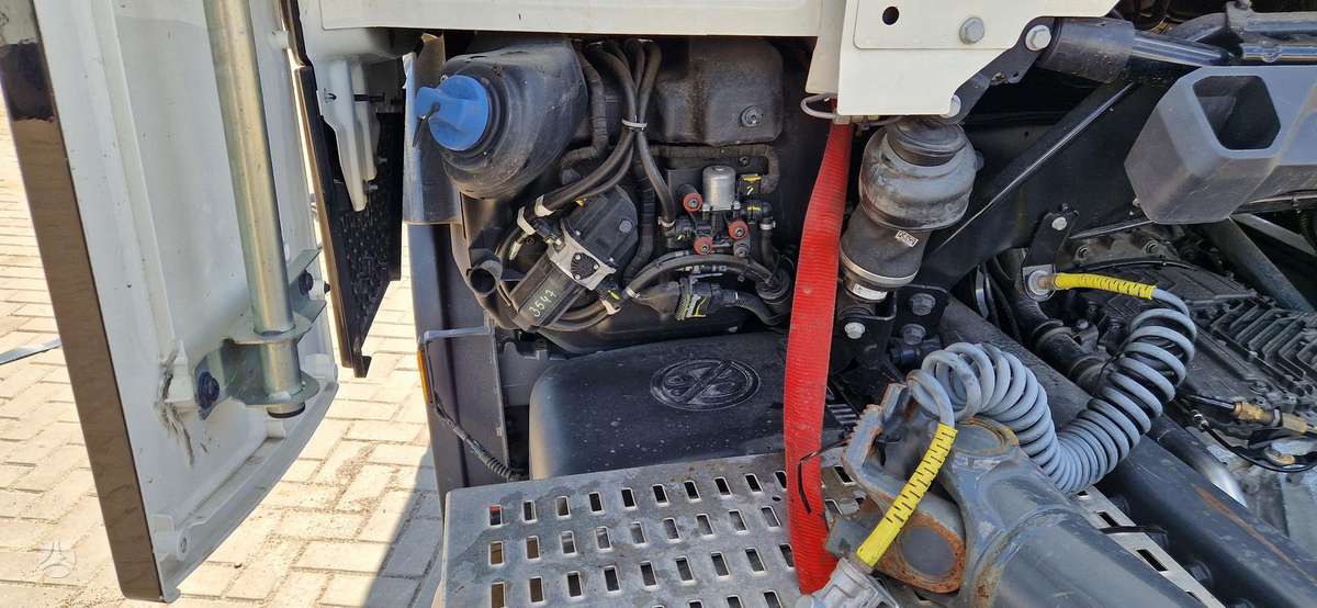DAF XG 480 Retarder, double sleeper