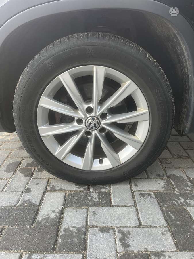 Volkswagen Tiguan - 10