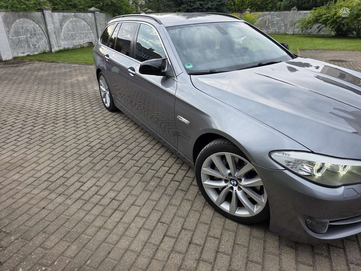 BMW 525, wagon