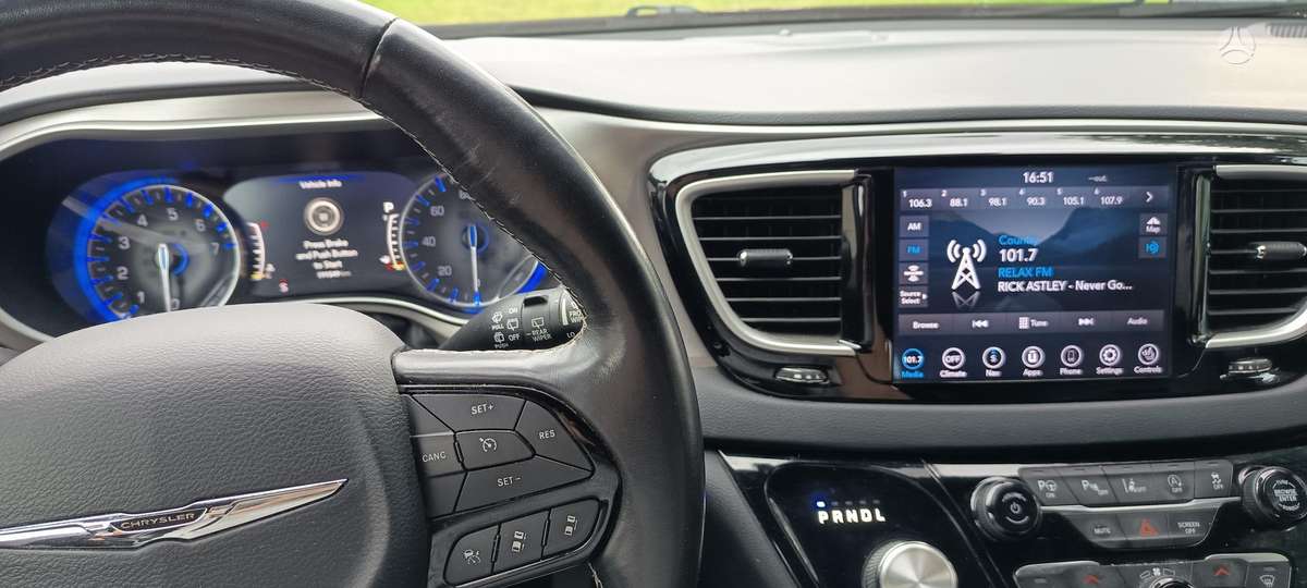 Chrysler Pacifica, 3.6 l., Минивэн