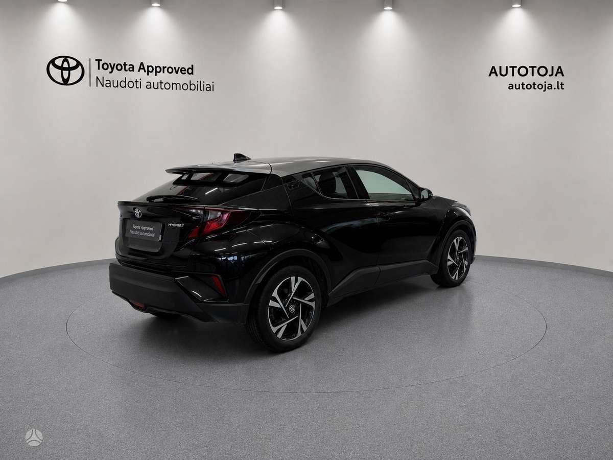 Toyota C-HR - 2