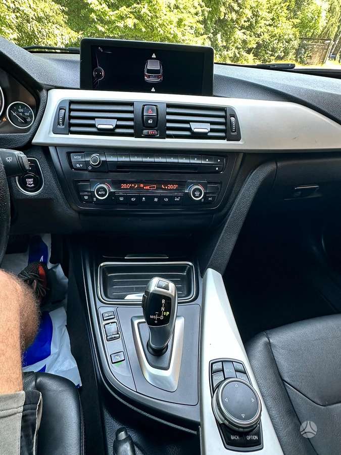 BMW 320, 2.0 l., Универсал