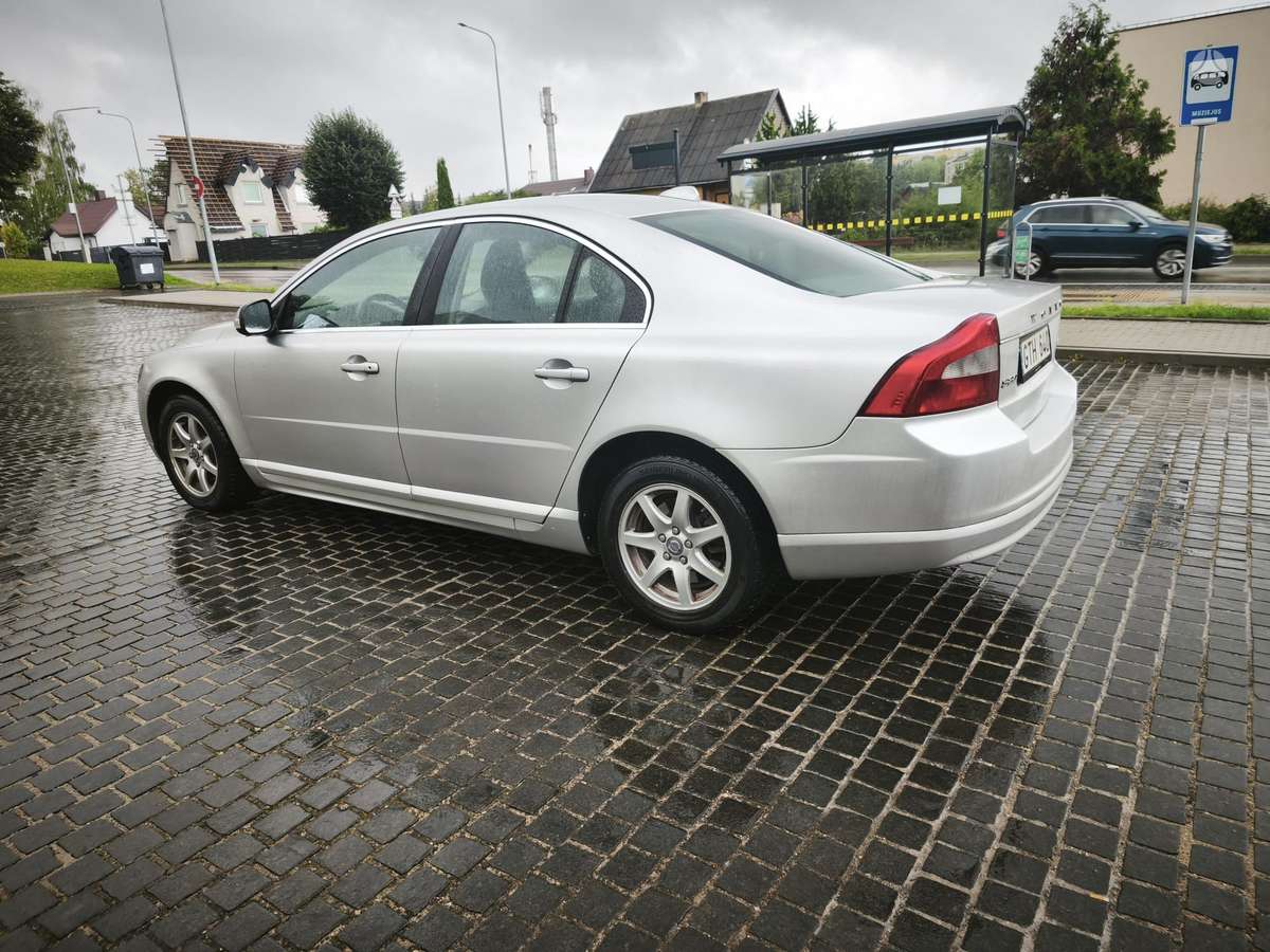 Volvo S80, 2.0 l., Седан