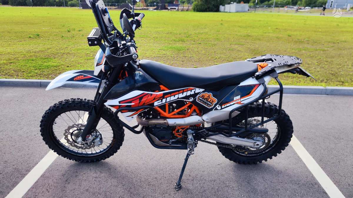 KTM Enduro 690cc, enduro / adventure