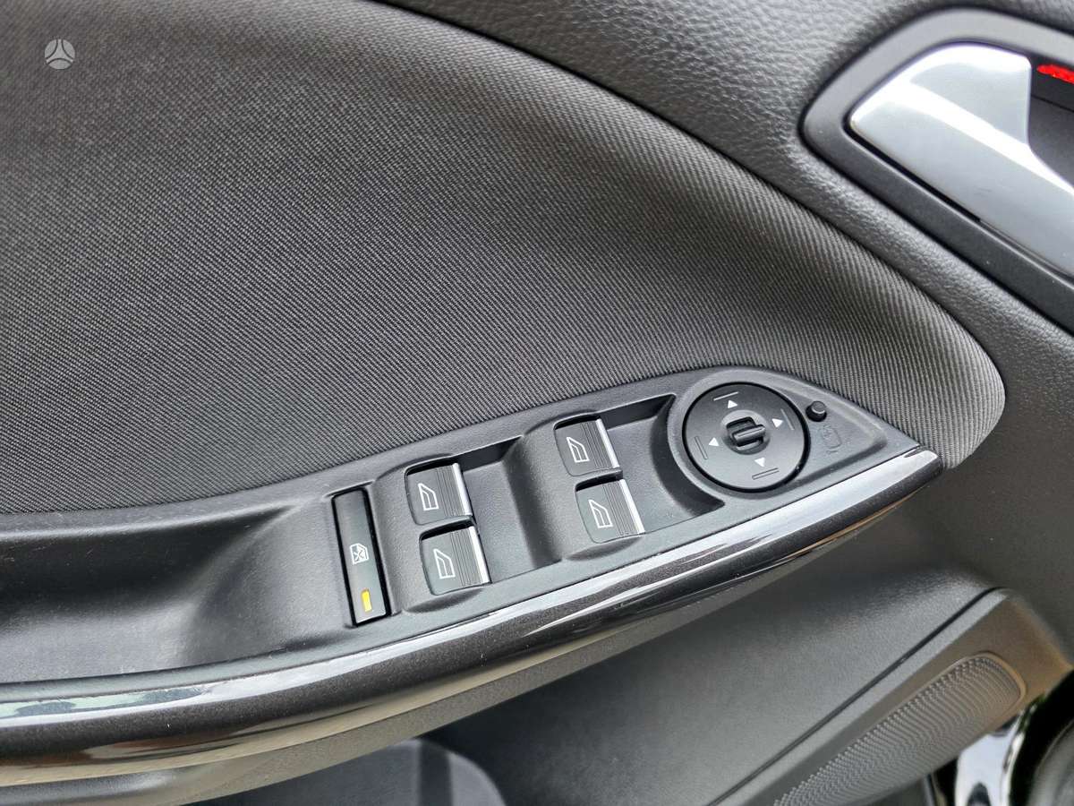 Ford Focus, 1.0 l., Хэтчбек