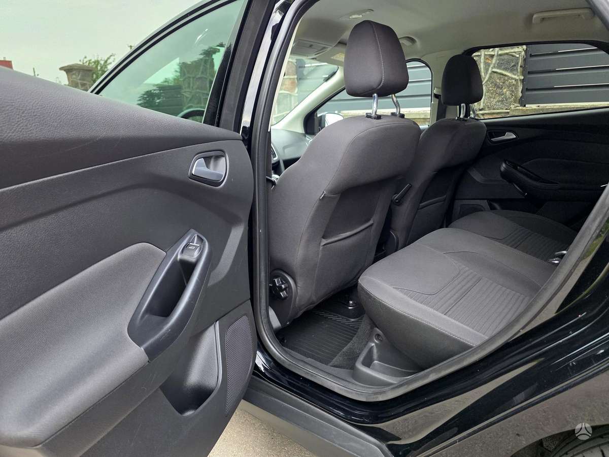 Ford Focus, 1.0 l., Хэтчбек