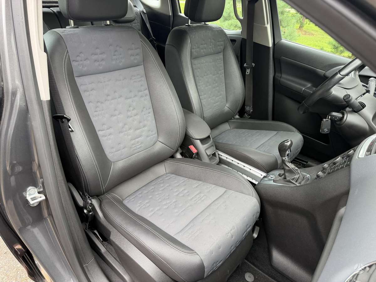 Opel Meriva, 1.4 l., Минивэн