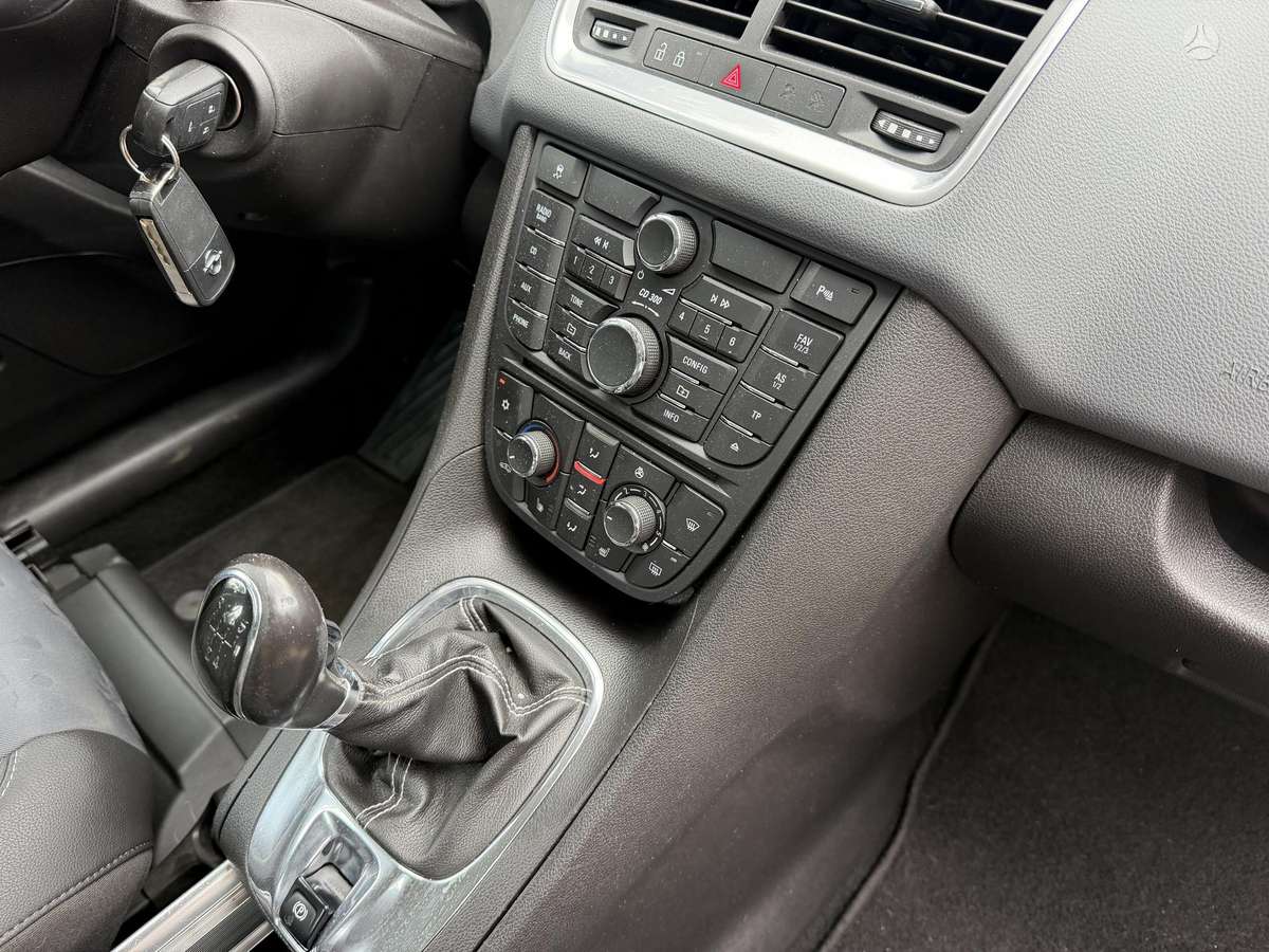 Opel Meriva, 1.4 l., Минивэн