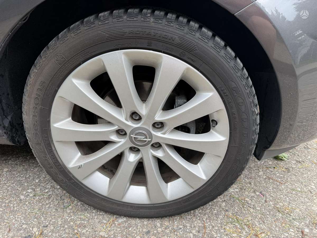 Opel Meriva, 1.4 l., Минивэн