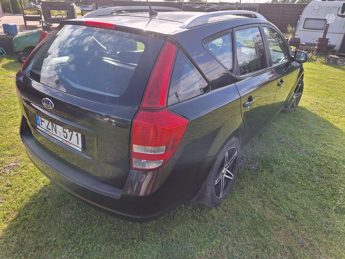 Kia Ceed, 1.6 l., Универсал