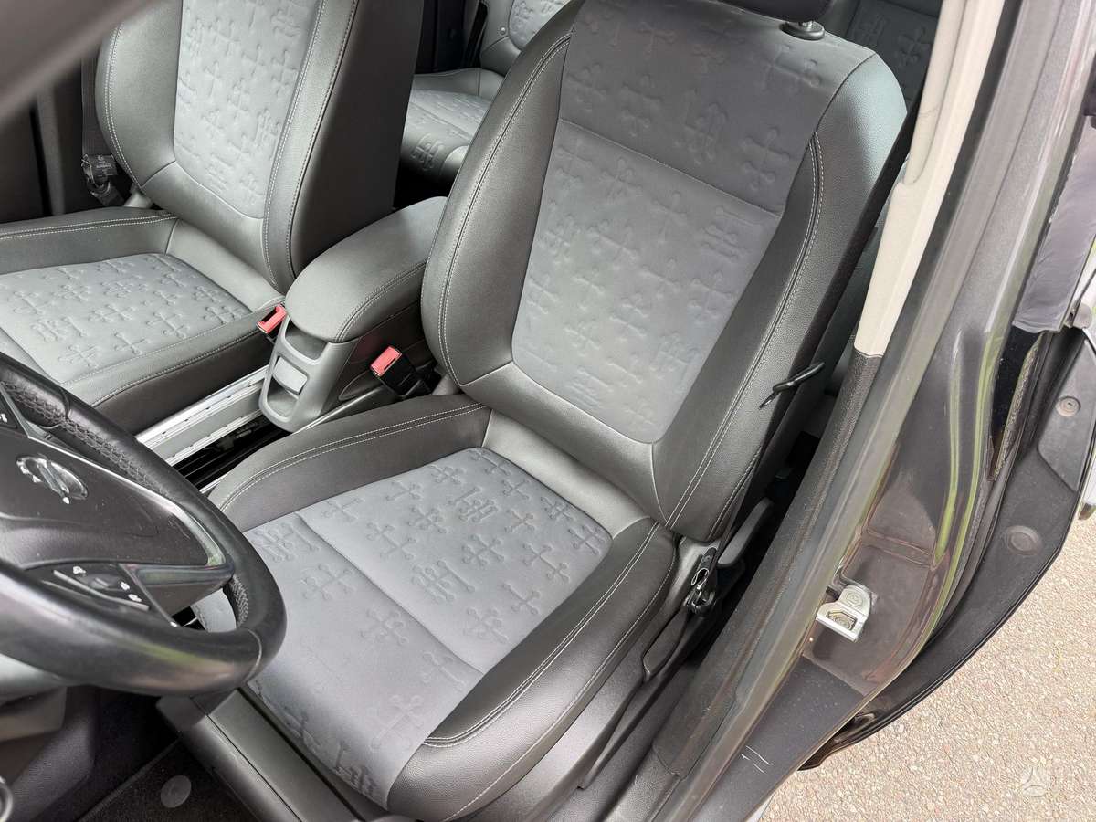 Opel Meriva, 1.4 l., Минивэн
