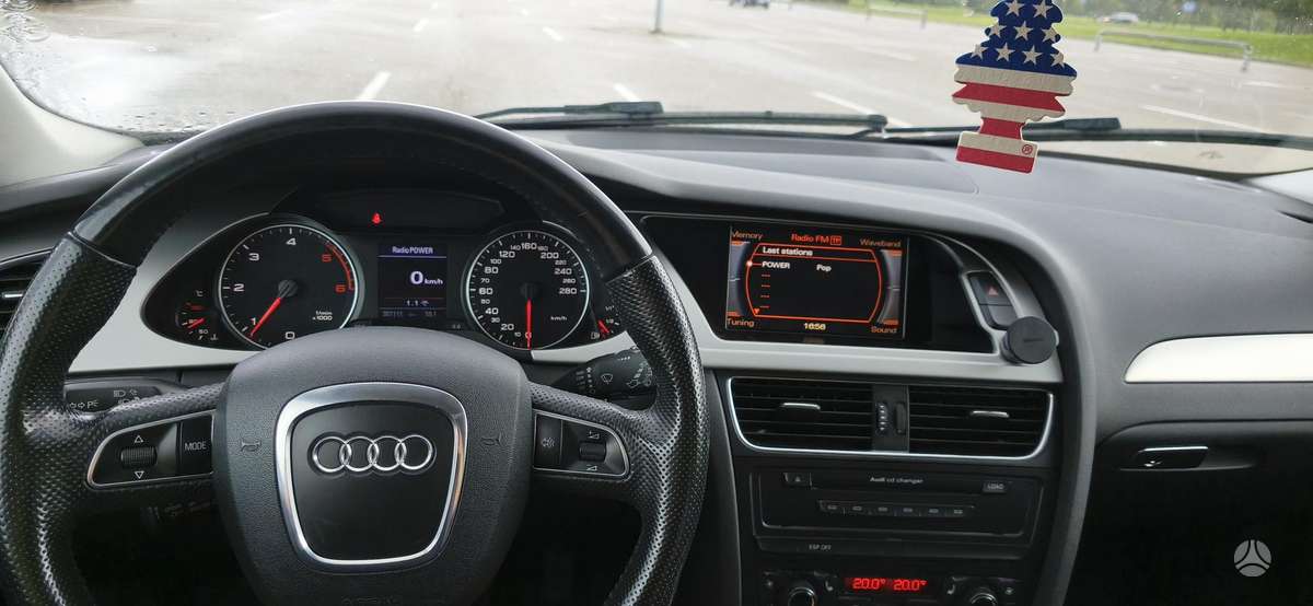 Audi A4, 2.0 l., Универсал