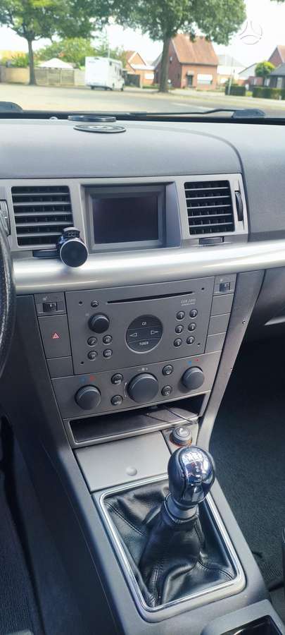 Opel Vectra, 2.2 l., Хэтчбек