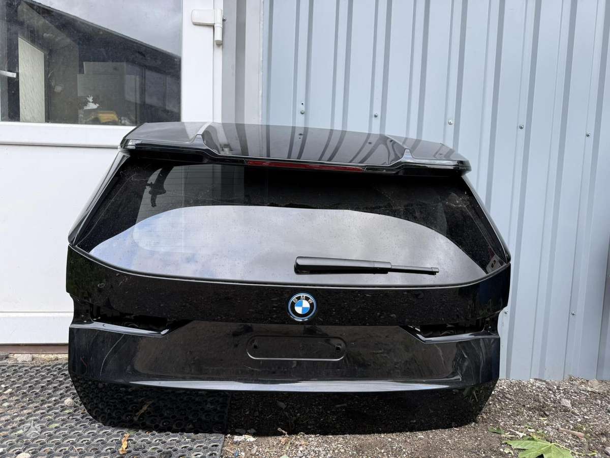 BMW iX1 kėbulo dalys
