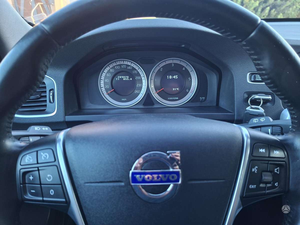 Volvo V60, 2.4 l., Хэтчбек