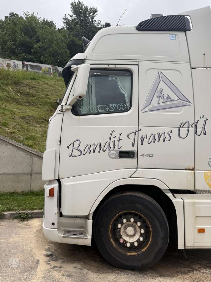 Volvo Fh440, double sleeper