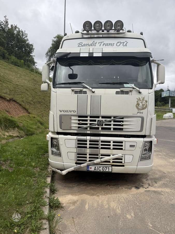 Volvo Fh440, double sleeper