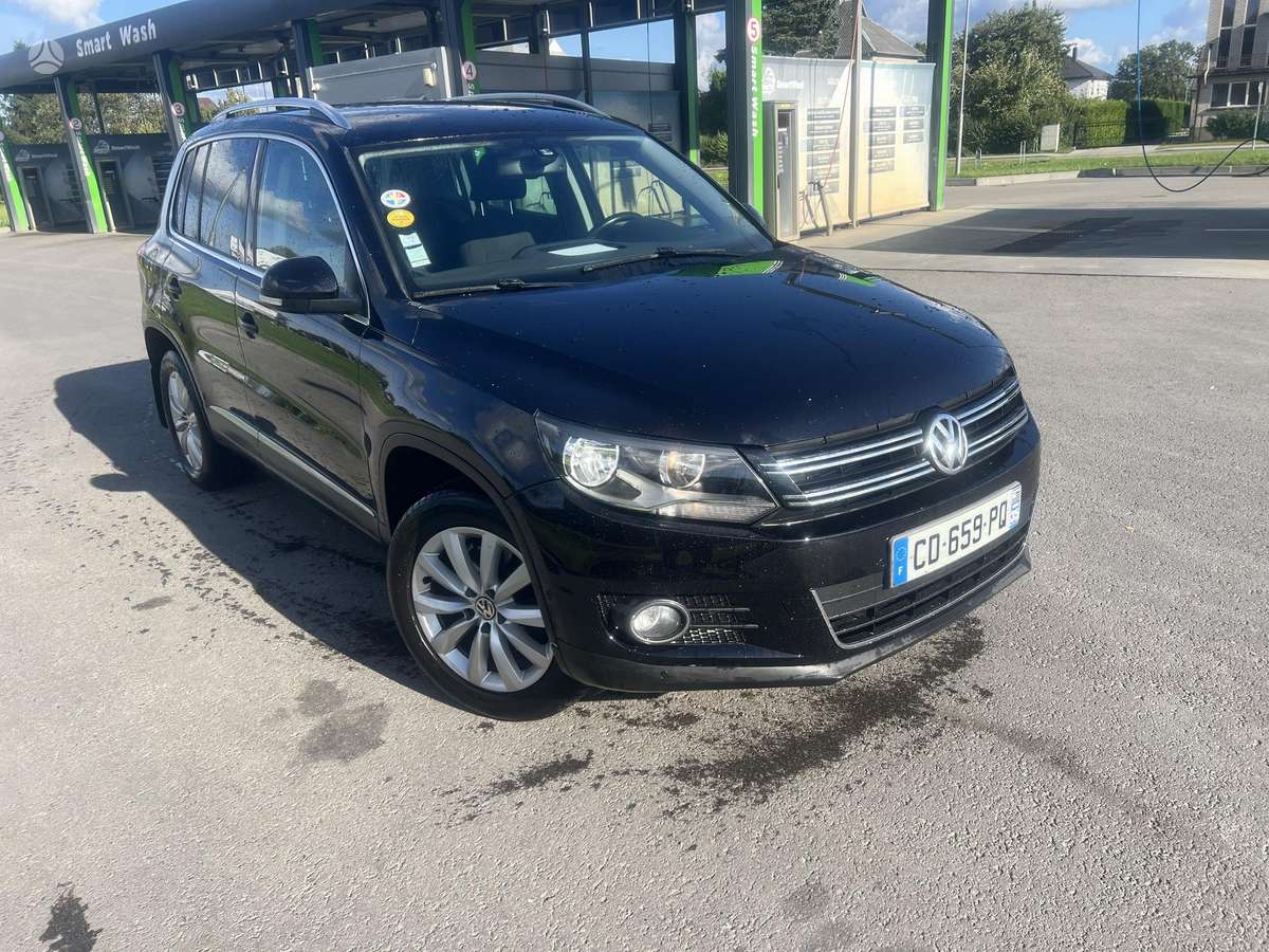 Volkswagen Tiguan - 2