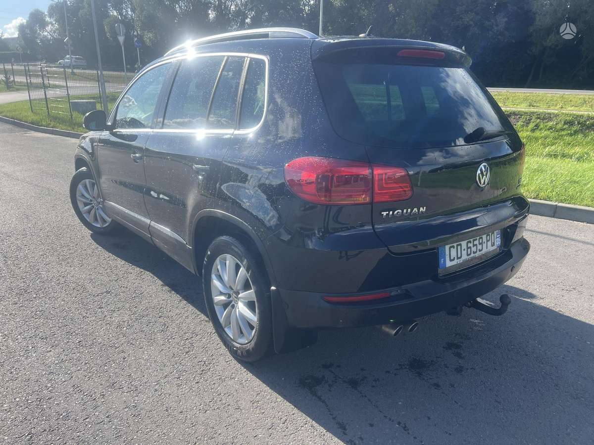 Volkswagen Tiguan - 4