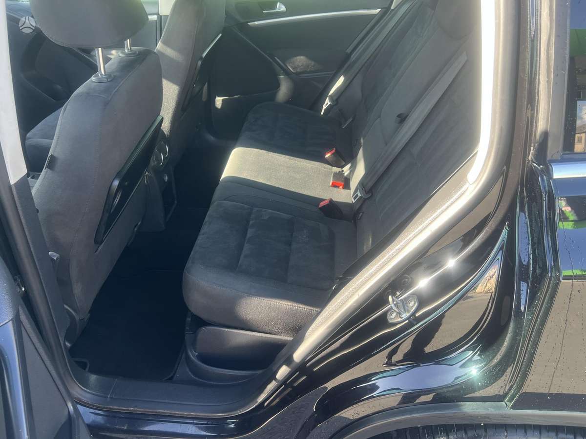 Volkswagen Tiguan - 5