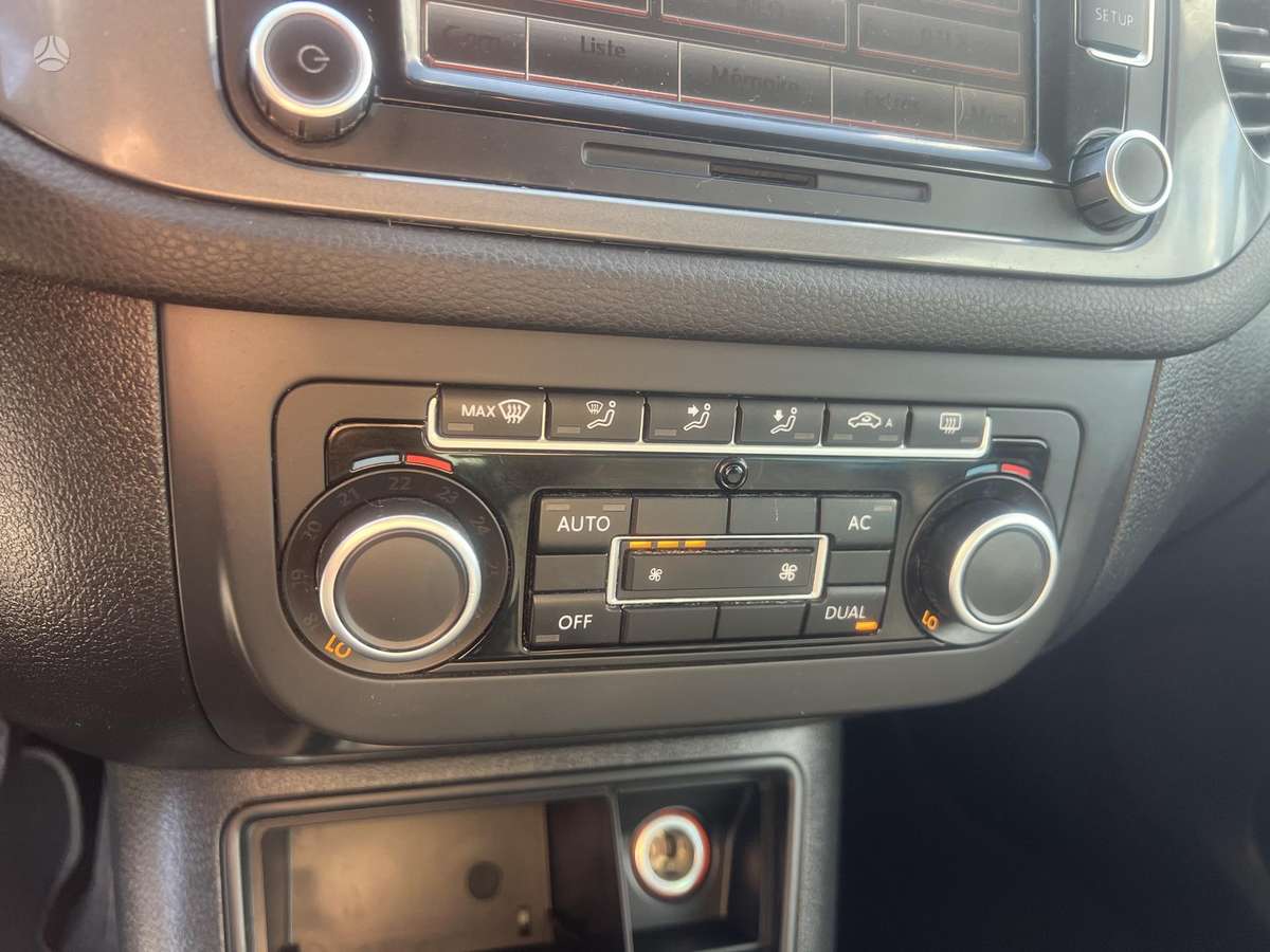 Volkswagen Tiguan - 8