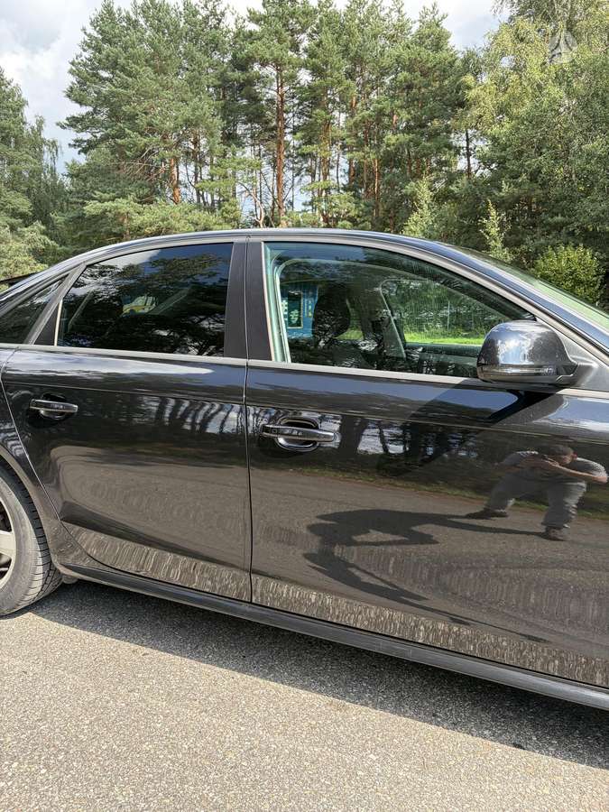 Audi A4, 2.0 l., sedanas