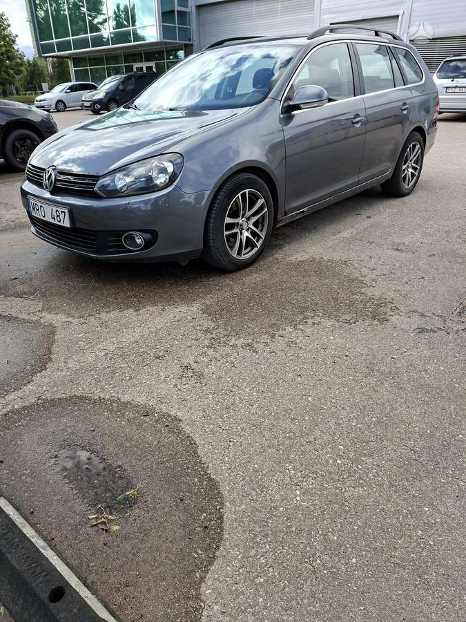 Volkswagen Golf - 3