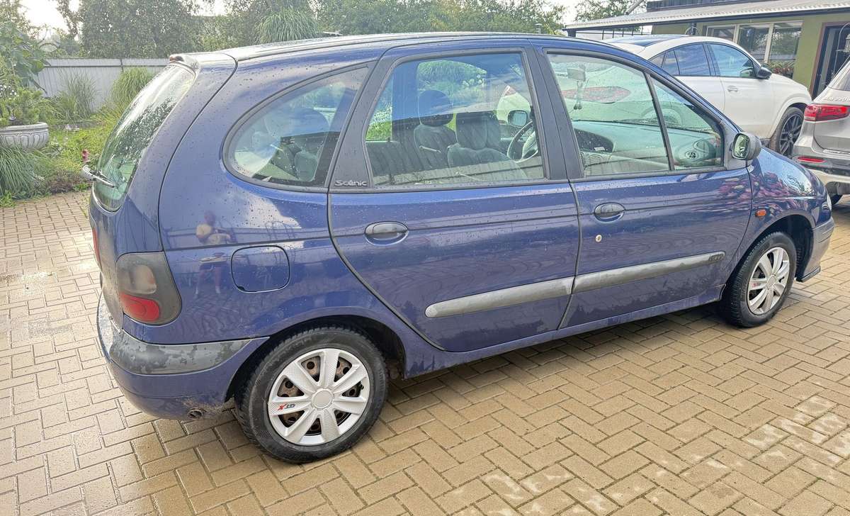 Renault Scenic - 3