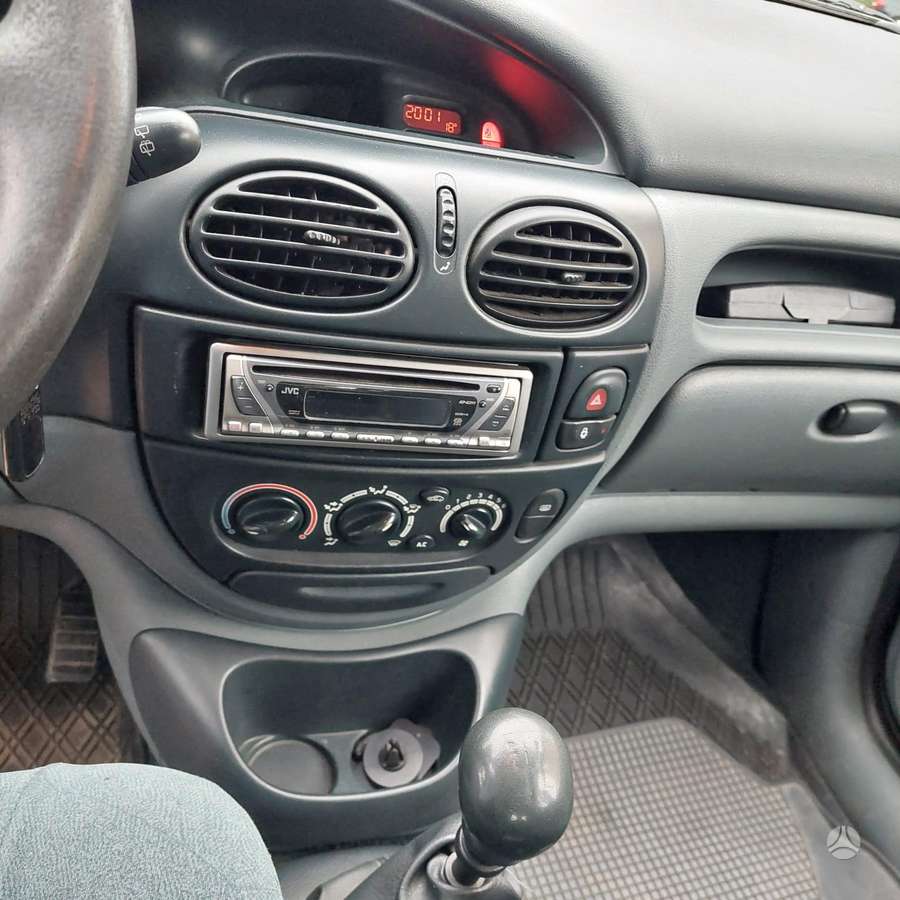 Renault Scenic - 9