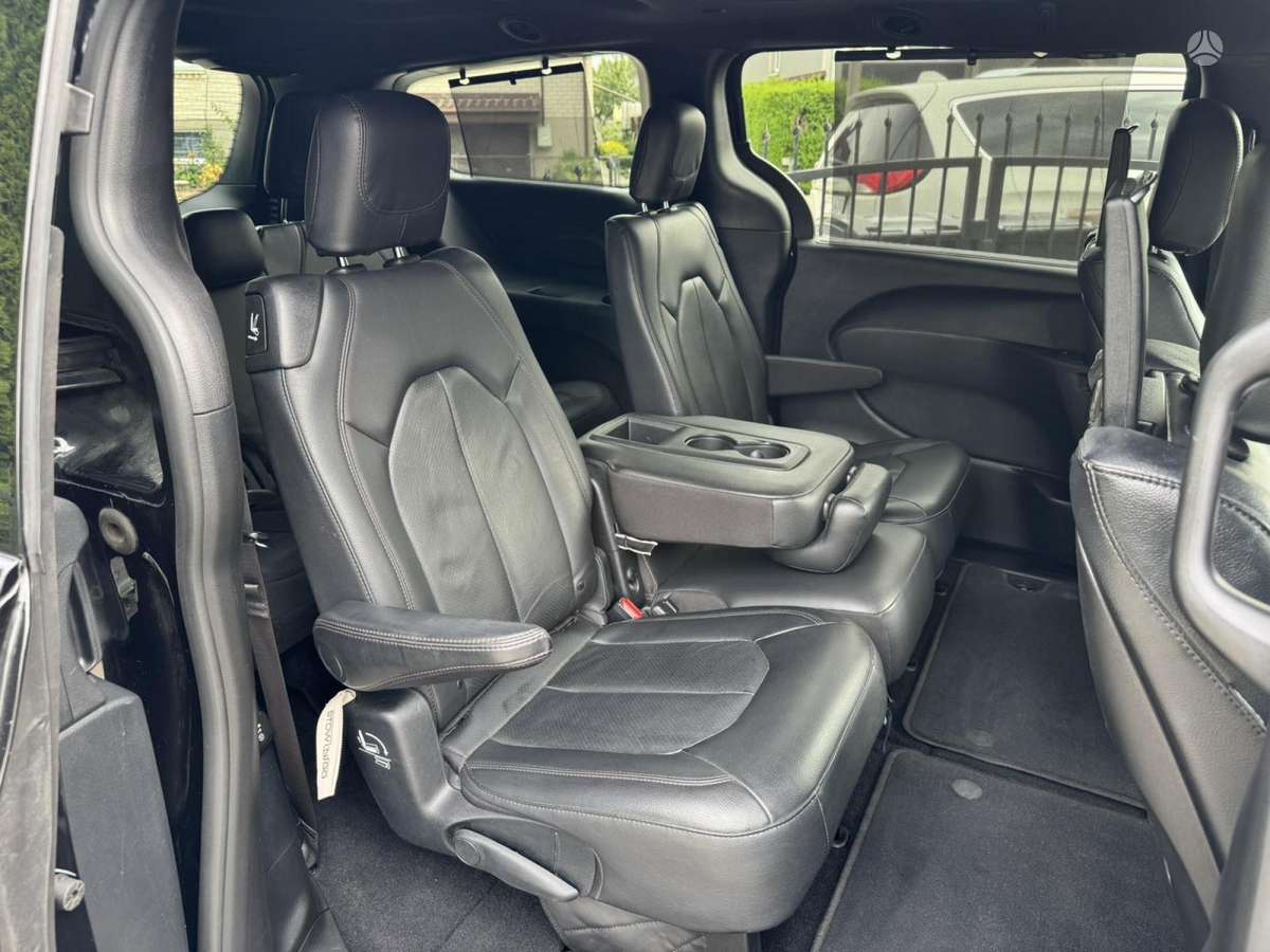 Chrysler Pacifica, 3.6 l., Минивэн