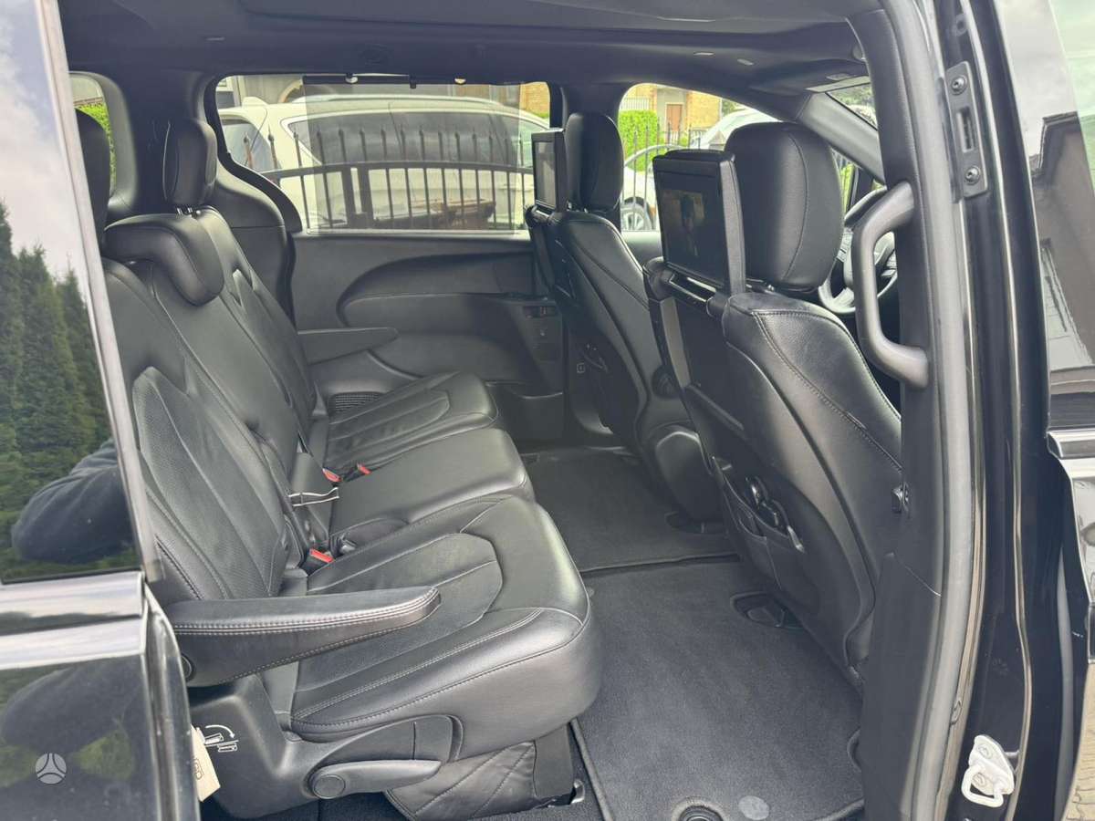 Chrysler Pacifica, 3.6 l., Минивэн