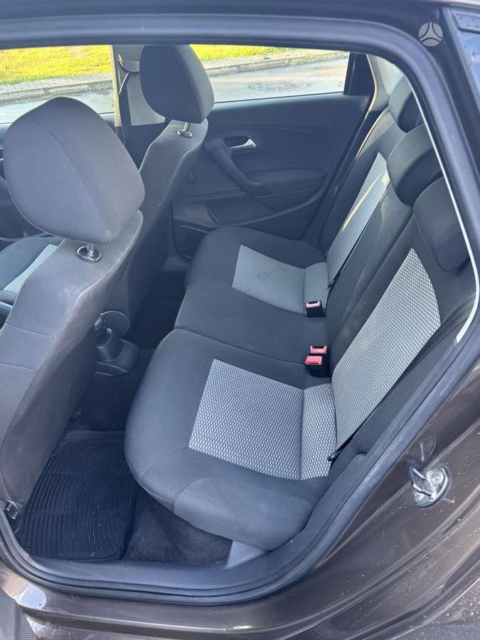 Volkswagen Polo - 7