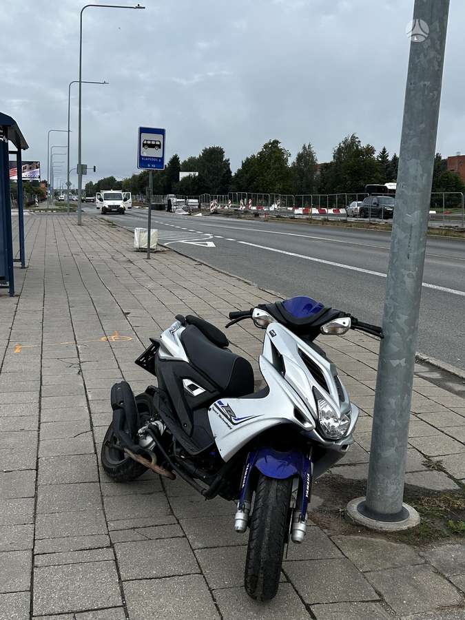 Yamaha Aerox 50cc, мотороллеры / мопеды