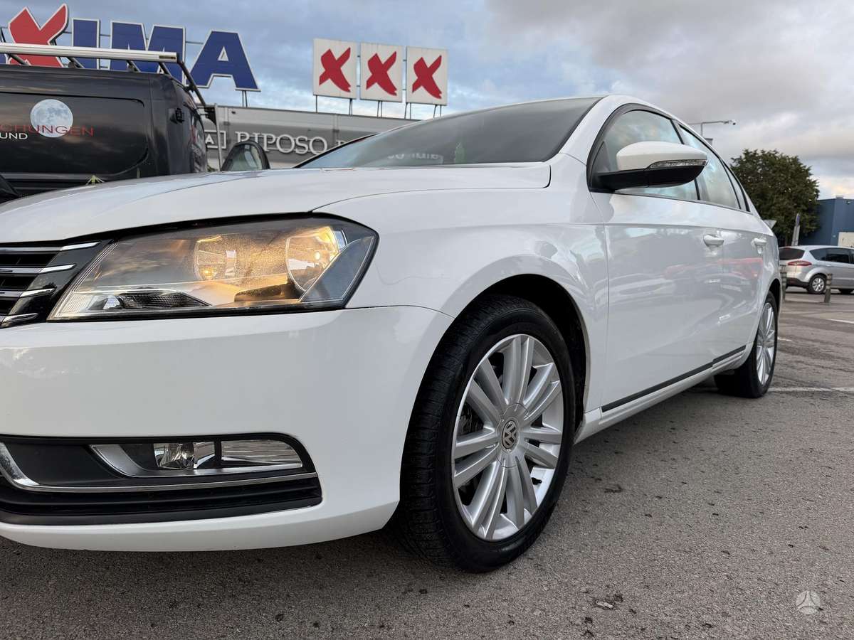 Volkswagen Passat - 9