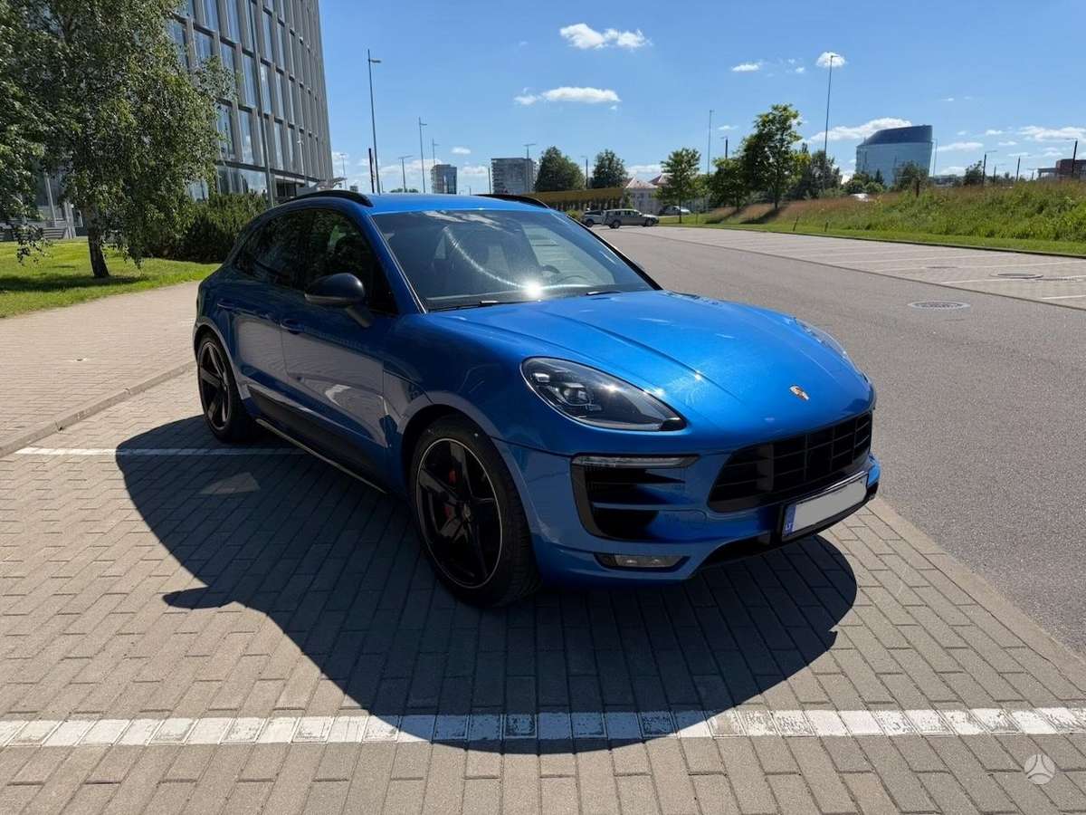 Porsche Macan - 2