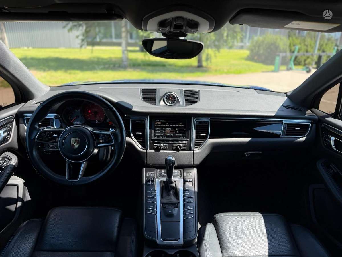 Porsche Macan - 9