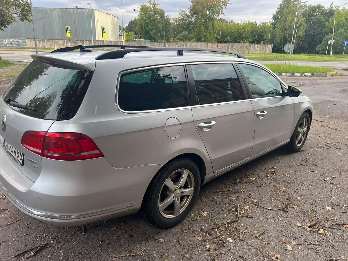Volkswagen Passat, 2.0 l., Универсал