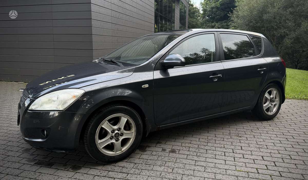Kia Ceed, 1.6 l., hatchback