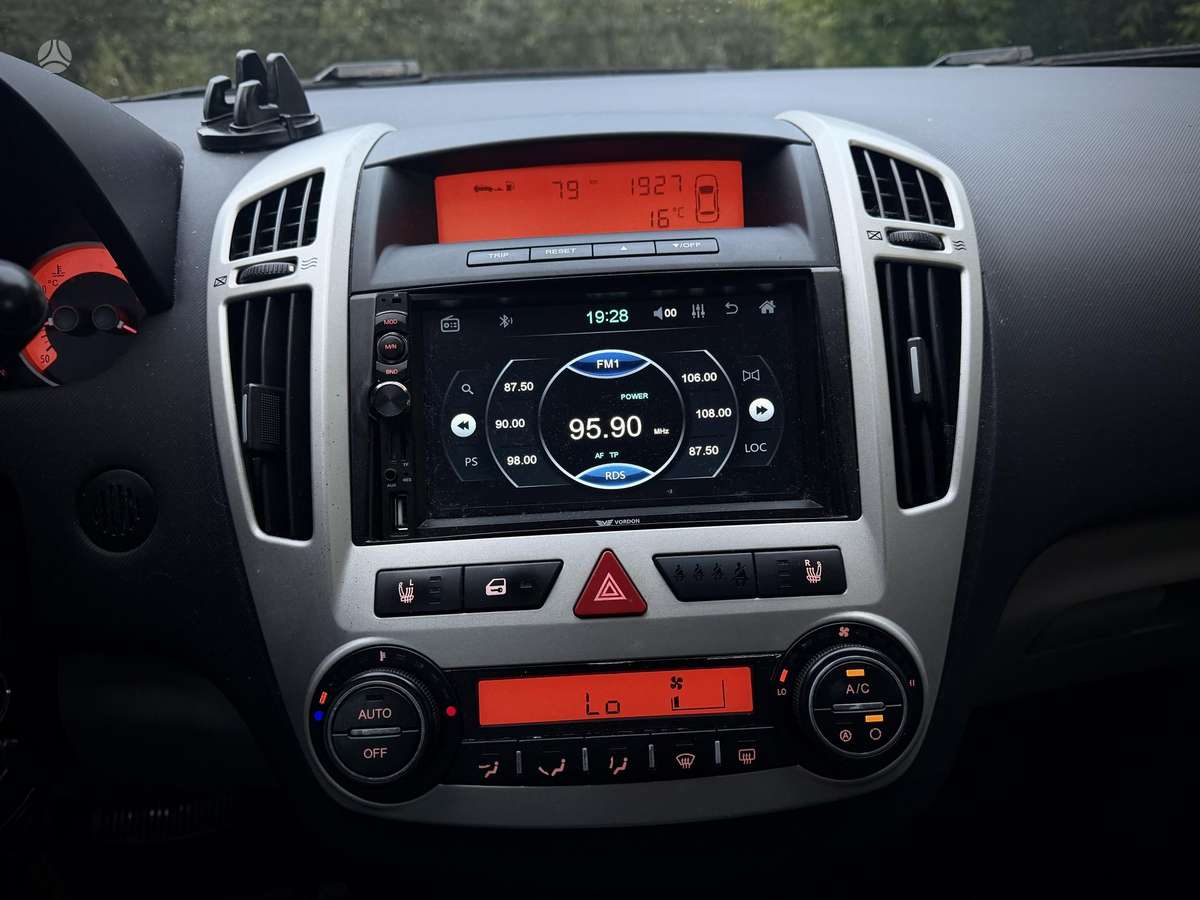 Kia Ceed, 1.6 l., hatchback
