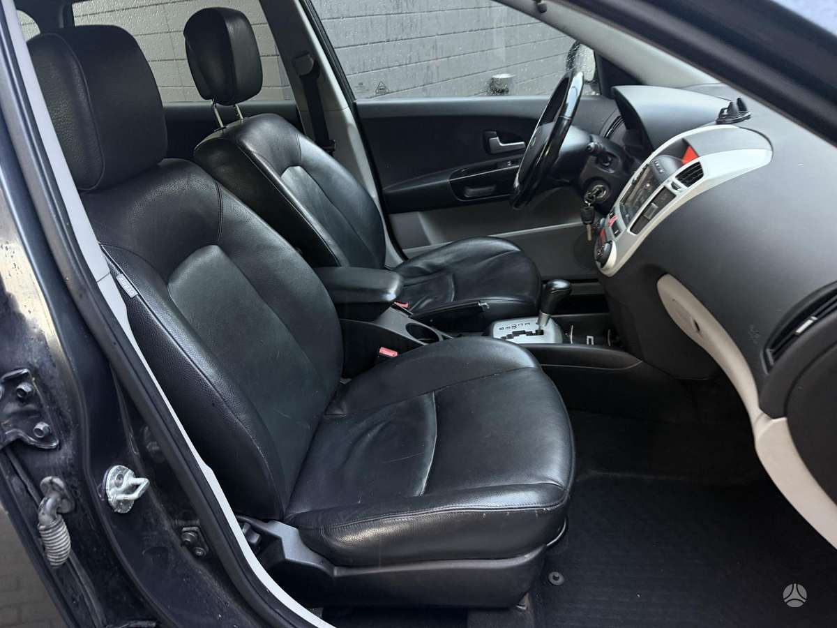 Kia Ceed, 1.6 l., Хэтчбек