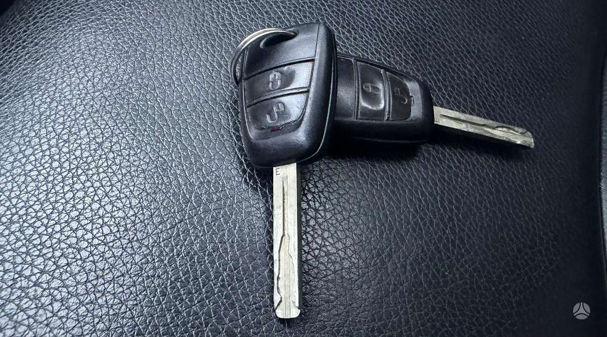 Kia Ceed, 1.6 l., Хэтчбек