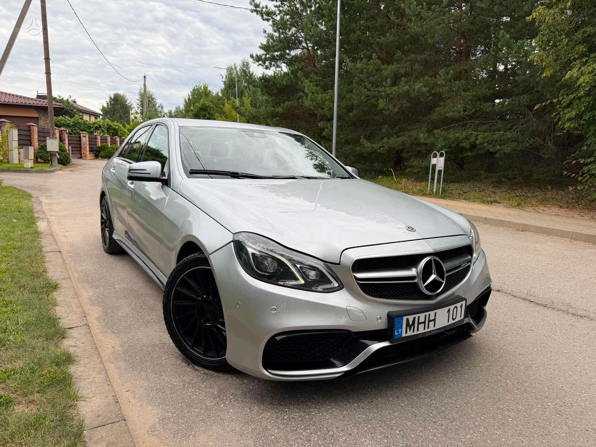 Mercedes-Benz E400, 3.5 l., Седан