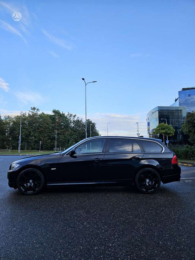 BMW 325, 3.0 l., Универсал