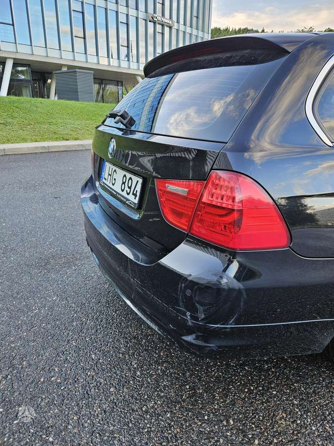 BMW 325, 3.0 l., wagon