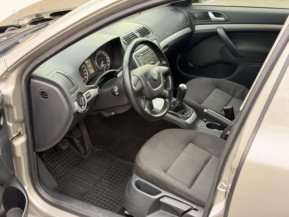 Skoda Octavia, 1.6 l., Универсал