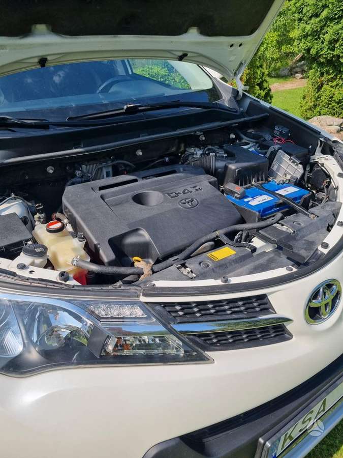 Toyota RAV4 - 7
