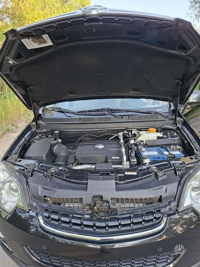 Opel Antara, 2.2 l., off-road / crossover