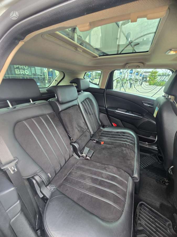 Lancia Delta, 1.6 l., hatchback