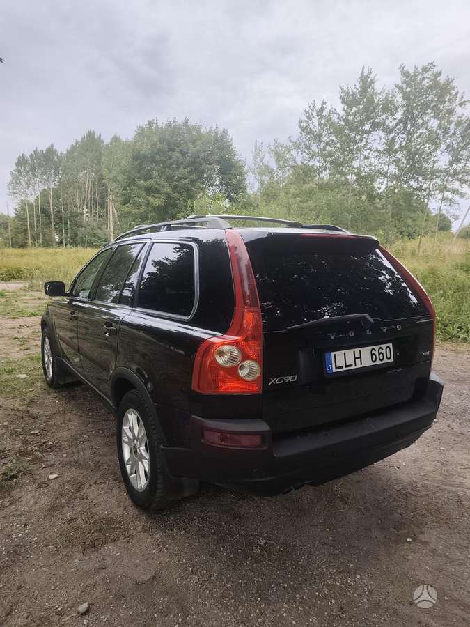 Volvo XC90 - 4